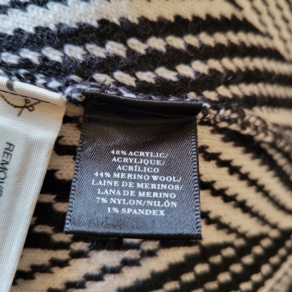 Ann Taylor Mini Skirt Size XS Black White Zebra Animal Prin. - Picture 5 of 5